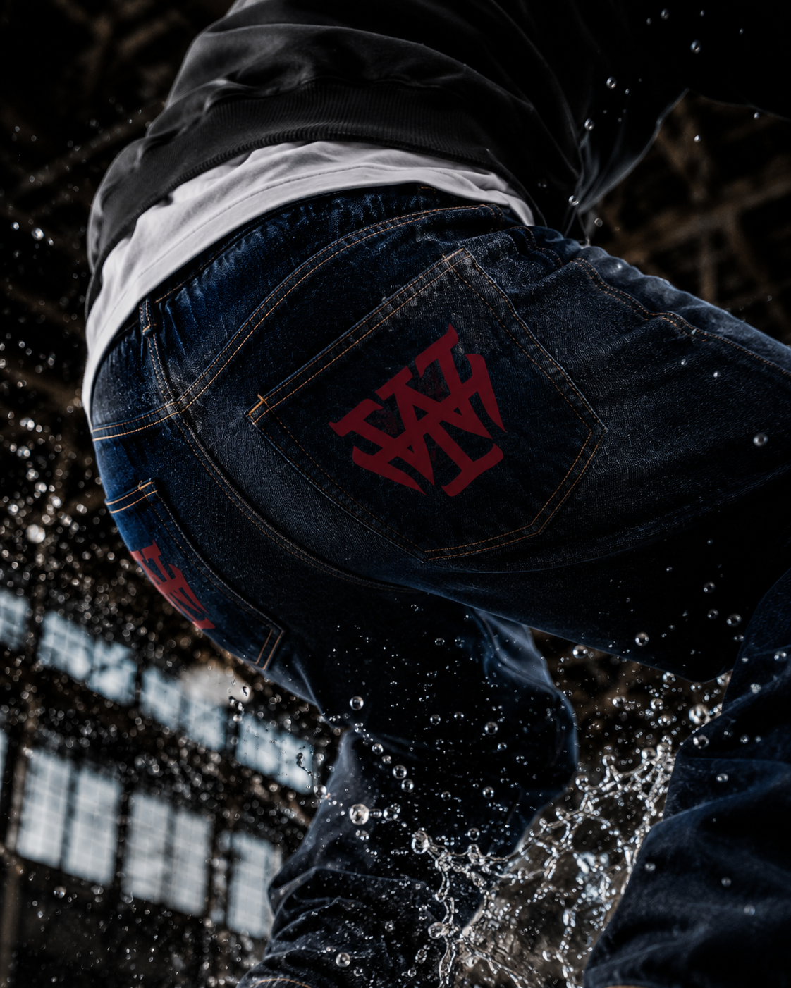 Aizome – Men's Vintage Washed Barrel Leg Jeans (Red Monogram)