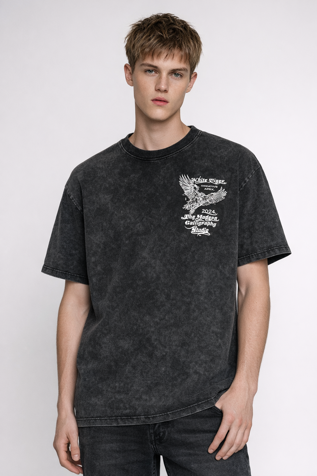 Adorā - Snow Washed Oversized T-Shirt