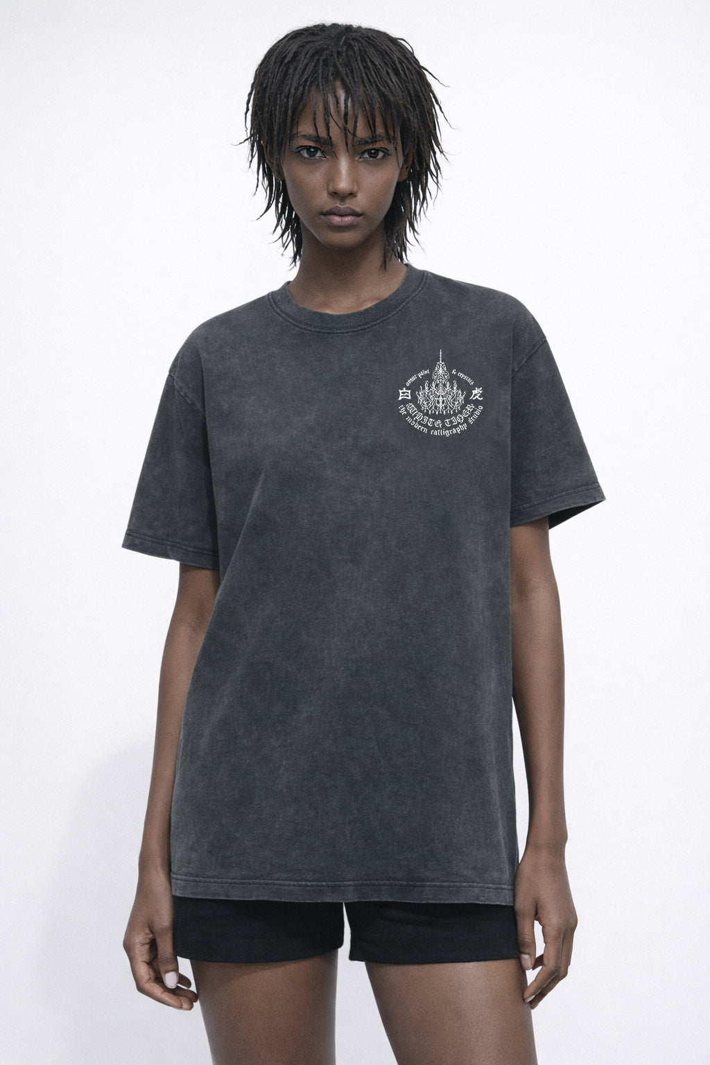 Kyandoru - Snow Washed Oversized T-Shirt